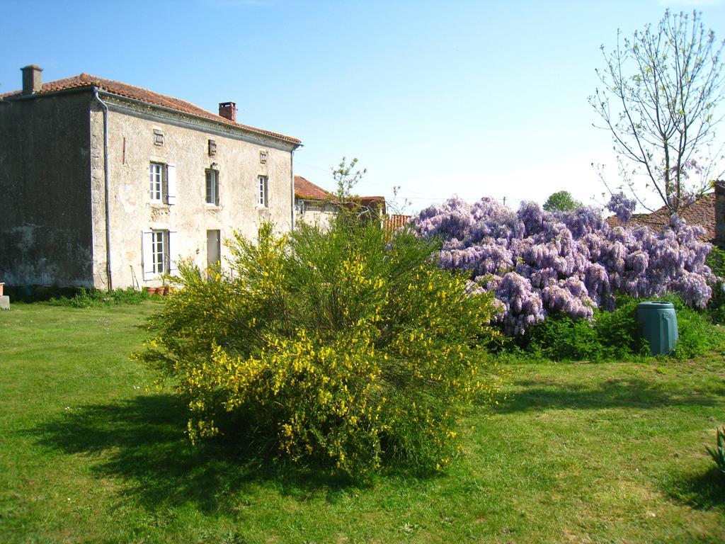 Bed and Breakfast Wisteria House Chanteloup  Zewnętrze zdjęcie